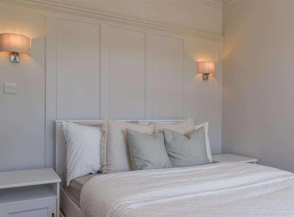 Double bedroom (photo 4) at Lansdowne House in Brecon, Powys