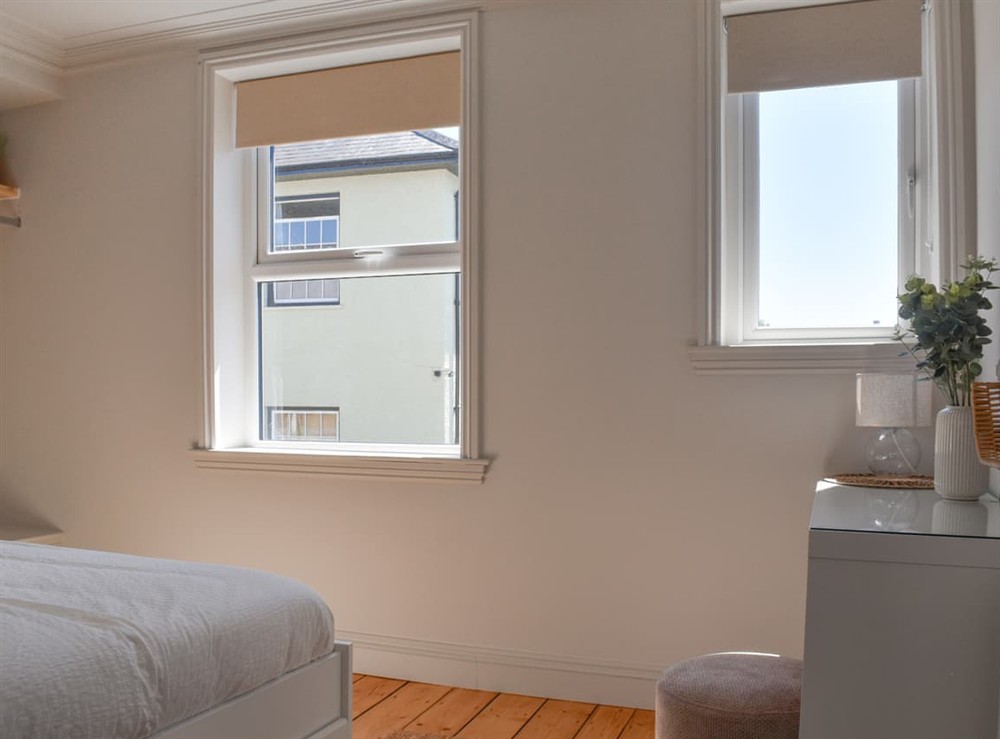 Double bedroom (photo 5) at Lansdowne House in Brecon, Powys