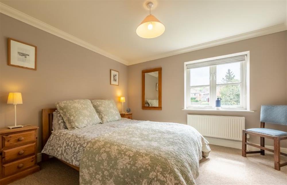 Lantern Cottage: Master bedroom with a king-size bed  at Lantern Cottage, Wells-next-the-Sea