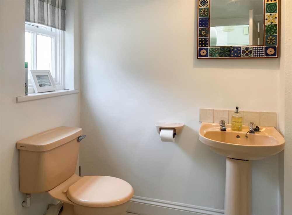 Bathroom at Lantreath in St Mawes, Cornwall