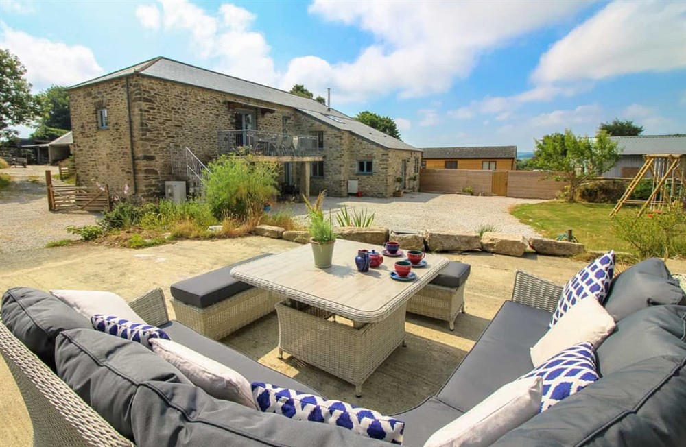 Outdoor area at Lanxton Barn in Launceston, Cornwall