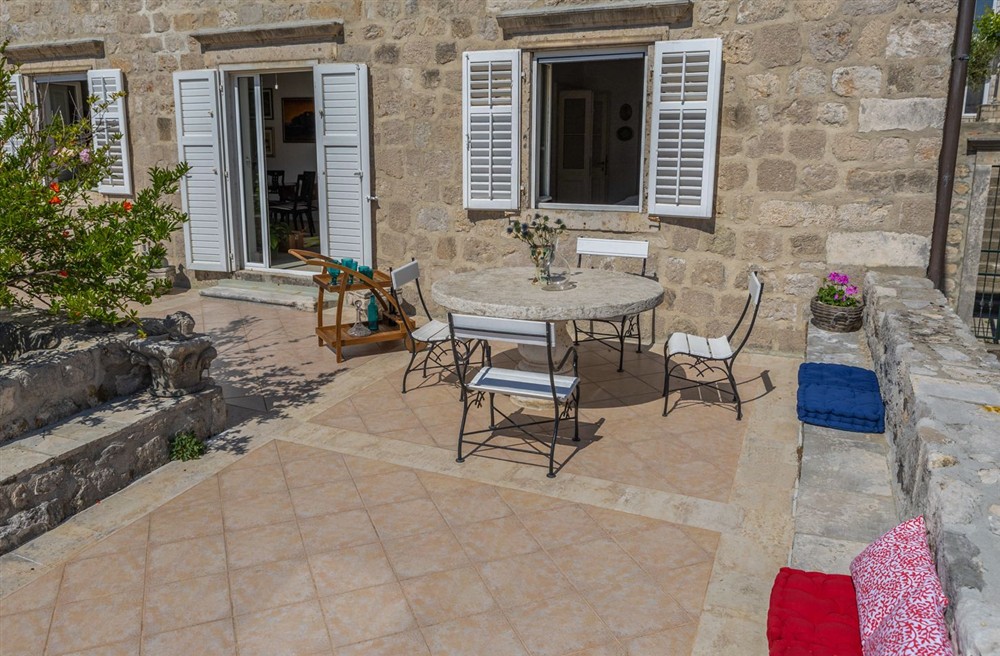 Lapad House