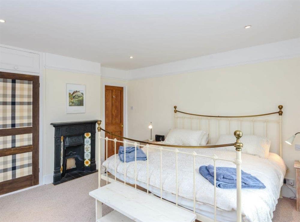 Double bedroom at Lapwing in Yarmouth, Isle Of Wight