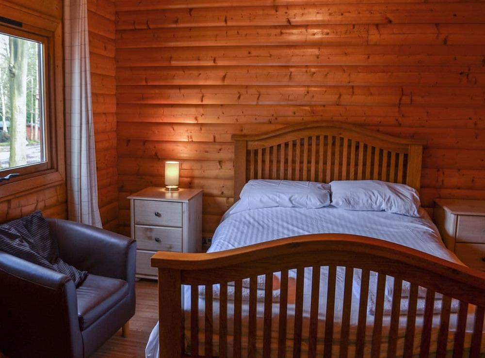 Double bedroom (photo 2) at Larch Lodge in Kenwick, near Louth, Lincolnshire