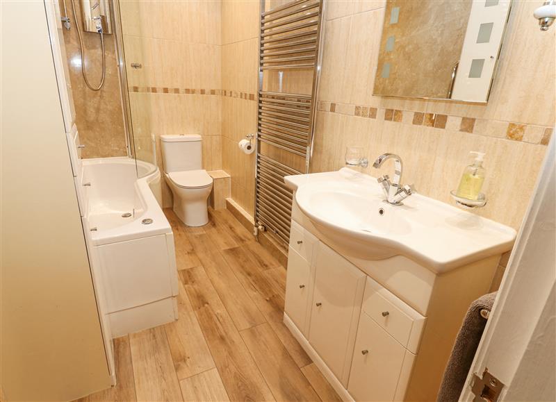 The bathroom (photo 2) at Larimar, Kirkby Stephen