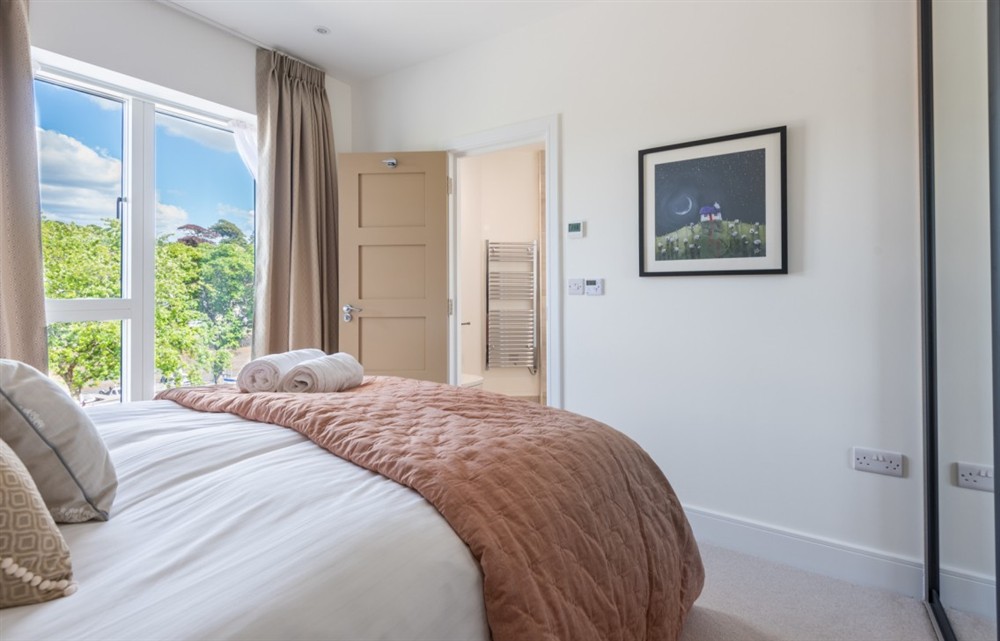 One of the 4 bedrooms (photo 2) at Larkrise in Kingsbridge