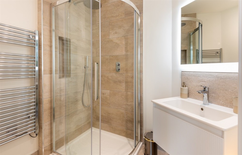The bathroom at Larkrise in Kingsbridge