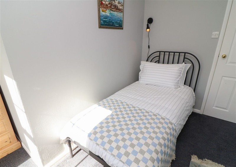 Bedroom at Larkspur Cottage, Huttoft