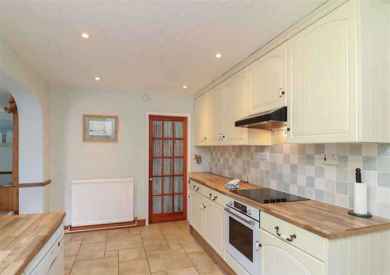 The kitchen (photo 3) at Larkspur Cottage, Huttoft