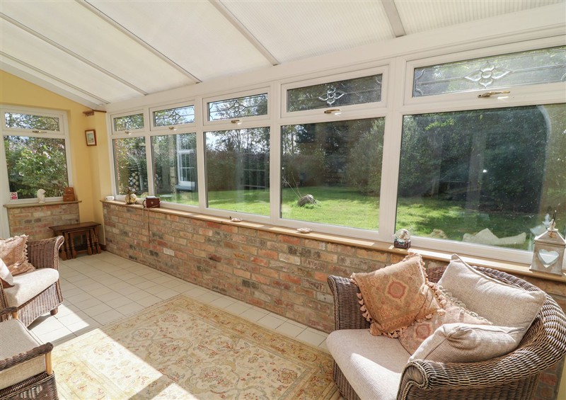 The living area (photo 3) at Larkspur Cottage, Huttoft