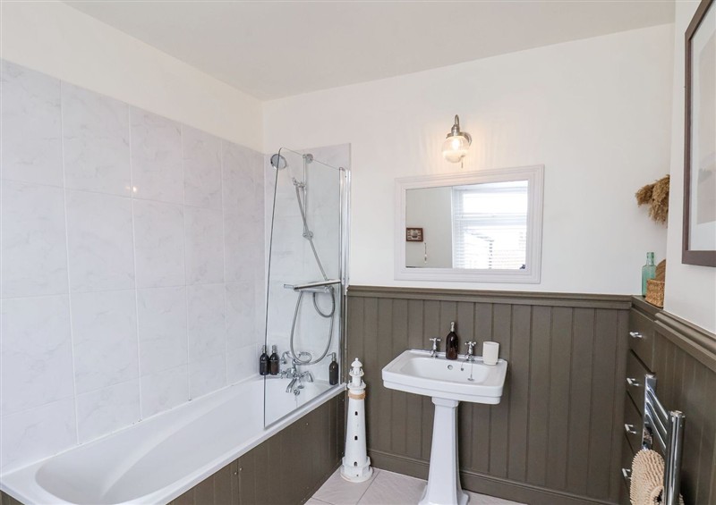 Bathroom at Launchers Cottage, Scarborough