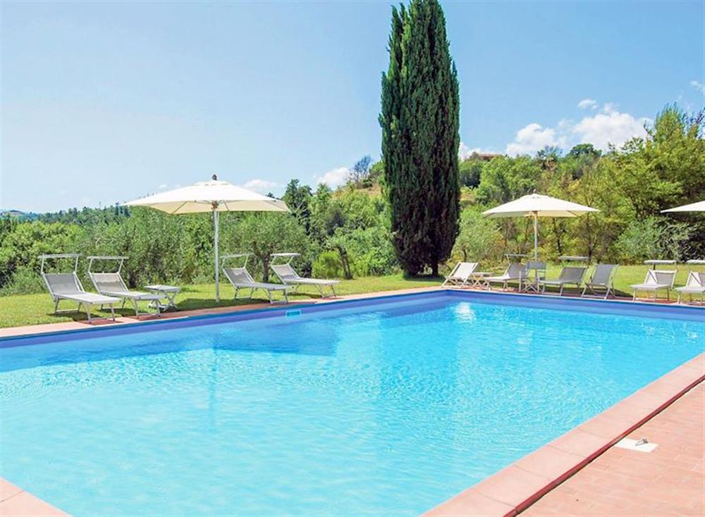 Swimming pool (photo 3) at Lavanda 2 in Palaia, Italy