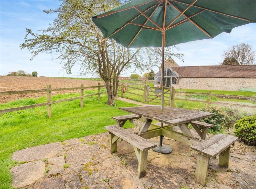 Sitting-out-area at Lavender Cottage in Beckington, near Frome, Somerset