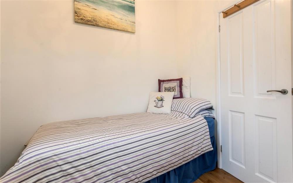 The single bedroom at Lavender Cottage in Bigbury