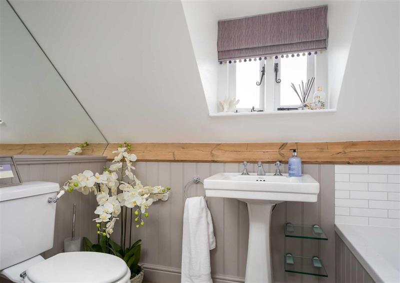 This is the bathroom at Lavender Cottage, Stow-on-the-Wold