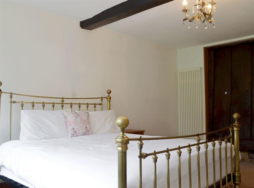 Well presented double bedroom at Rose Cottage, 
