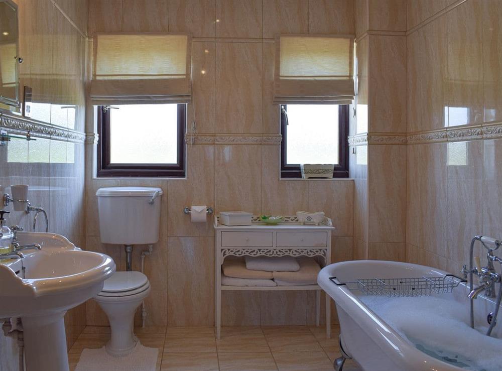 Bathroom at Lawford Lodge in Bonnybridge, near Falkirk, Stirlingshire