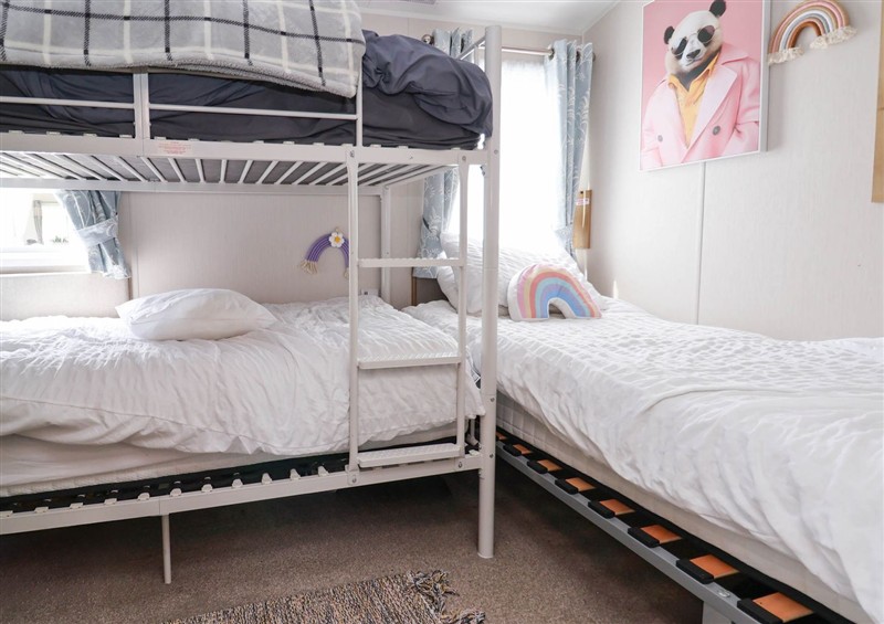 A bedroom in Lawi39 at Lawi39, Towyn