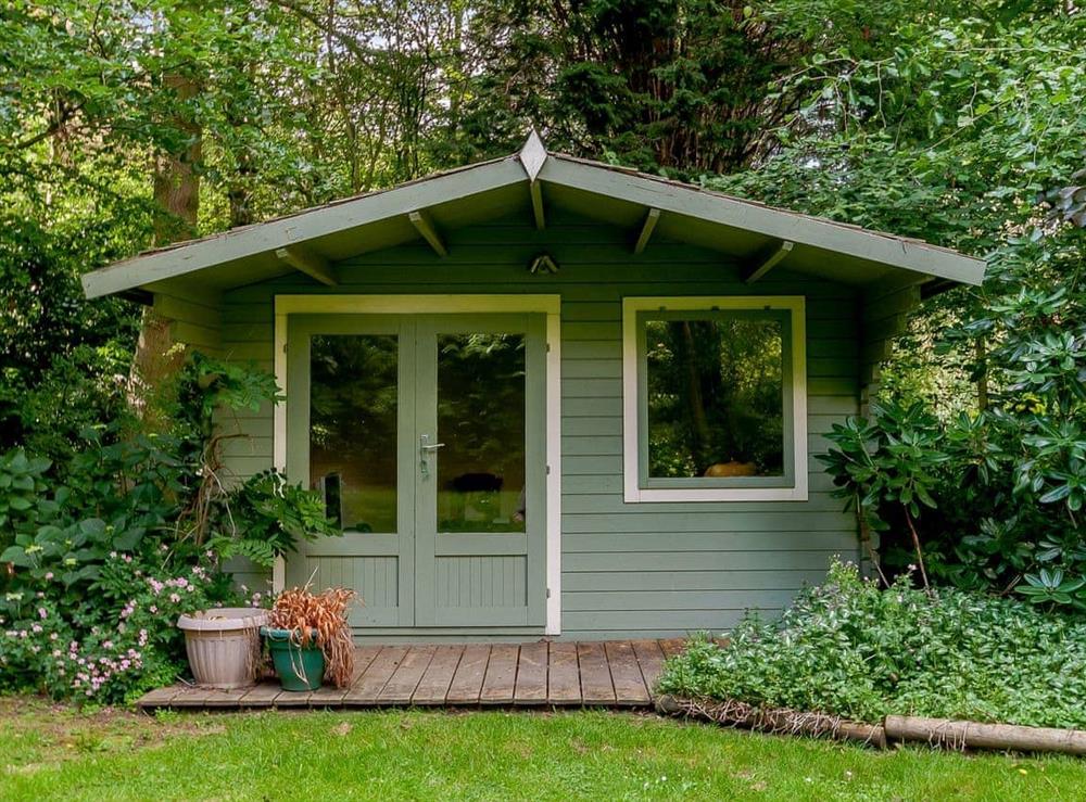 Welcoming summerhouse at Lawnswood in Brompton-by-Sawdon, North Yorkshire