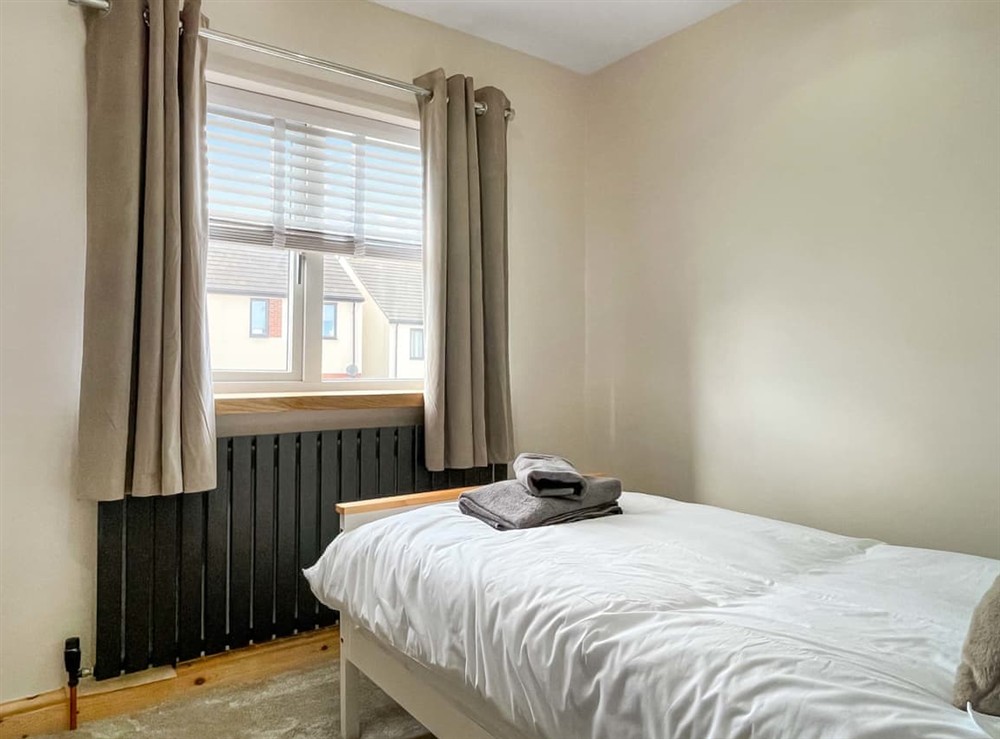 Twin bedroom