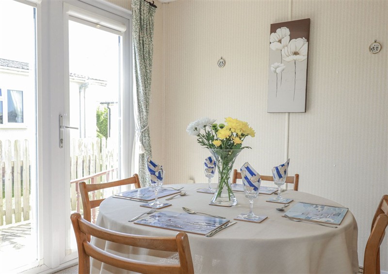 Dining room at Lazy Days, St Merryn