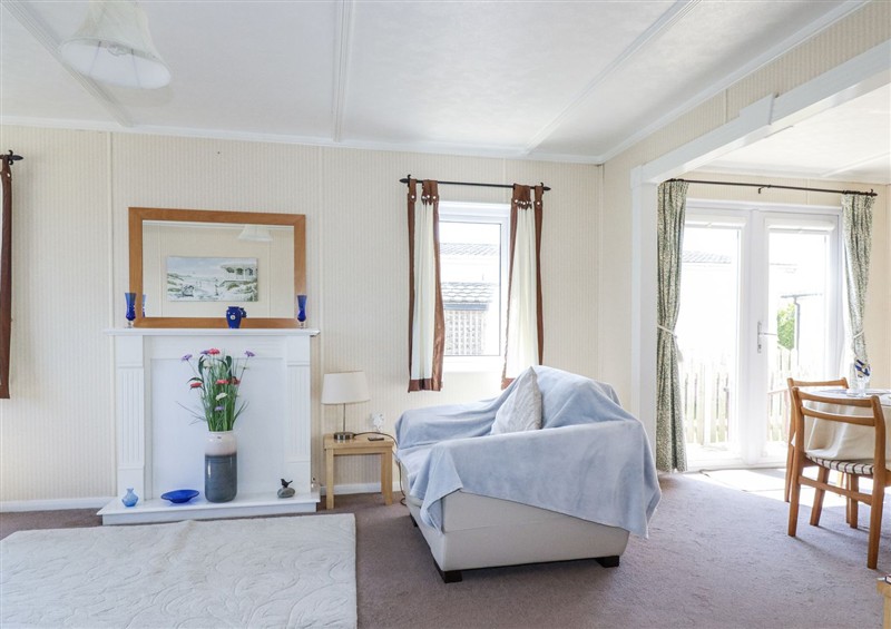 The living area (photo 2) at Lazy Days, St Merryn