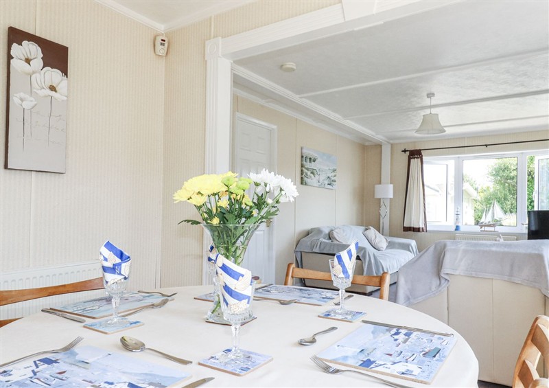 The living area (photo 3) at Lazy Days, St Merryn