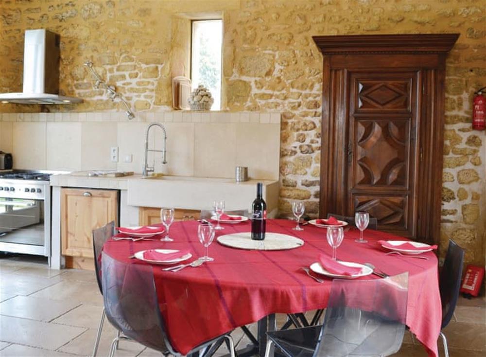 Living area (photo 2) at Le Brat in Domme, near Sarlat, Dordogne, France