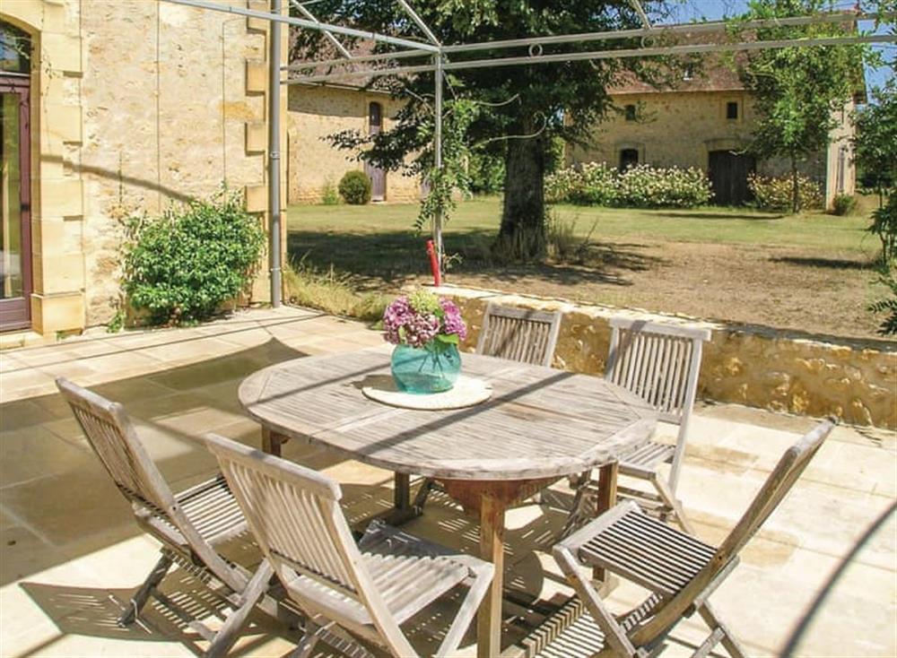 Outdoor area (photo 2) at Le Brat in Domme, near Sarlat, Dordogne, France
