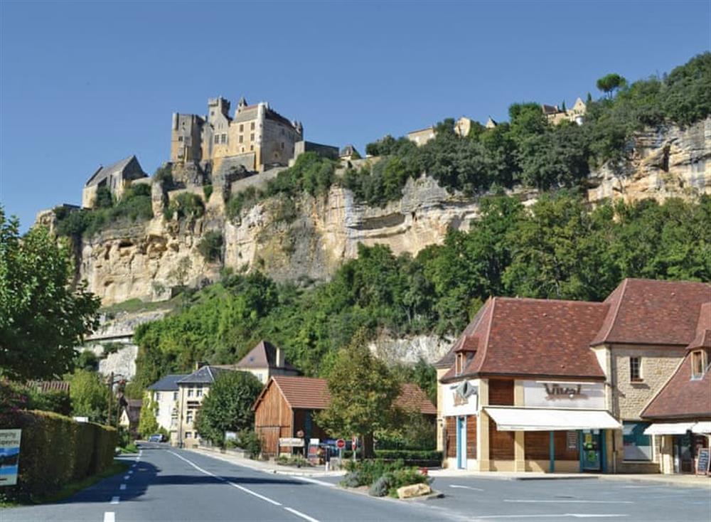 Surrounding area (photo 4) at Le Brat in Domme, near Sarlat, Dordogne, France