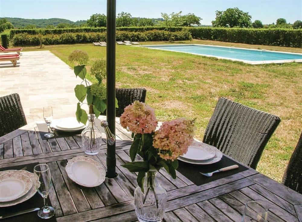Swimming pool at Le Brat in Domme, near Sarlat, Dordogne, France