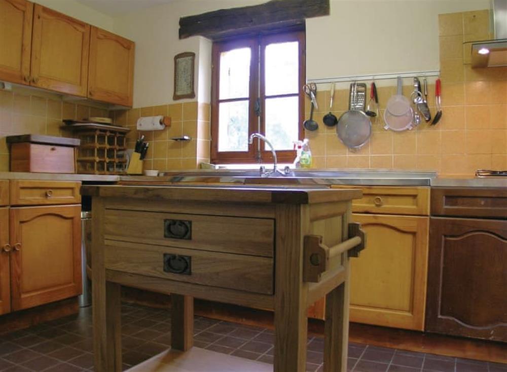Kitchen (photo 2) at Le Castagnol in Lolme, Dordogne , France