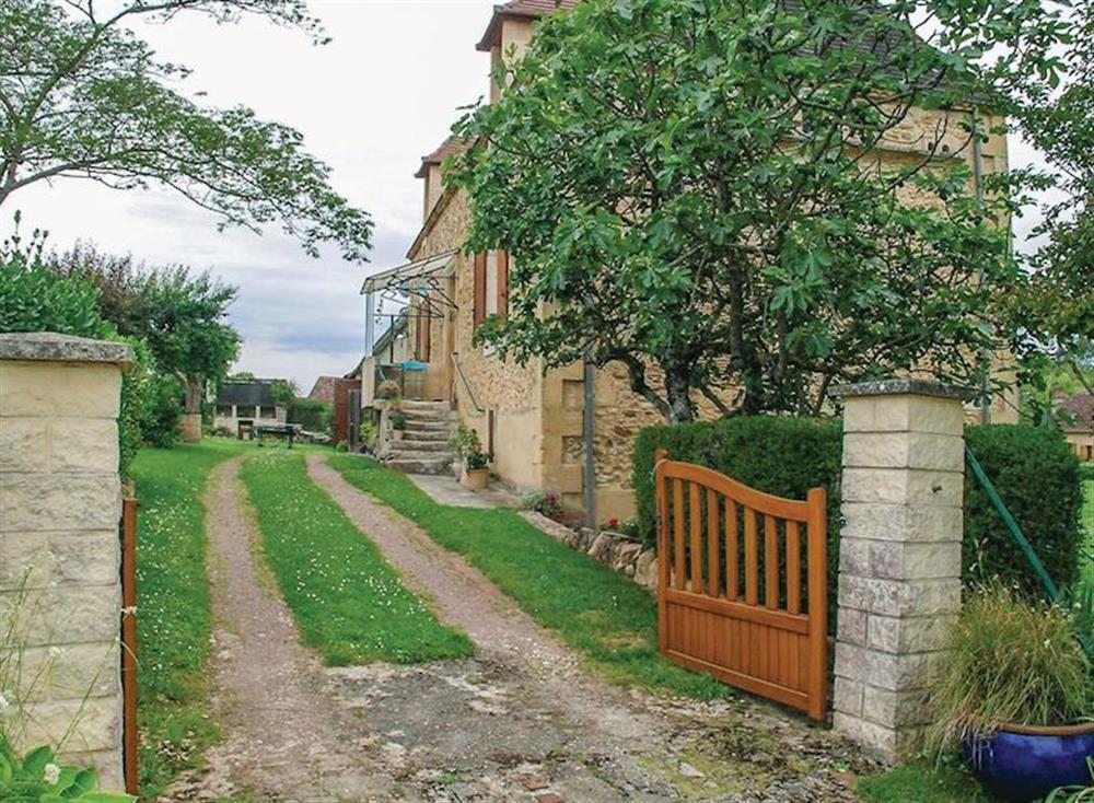 Exterior (photo 3) at Le Cottage Rural in Saint-Agne, Dordogne and Lot, France