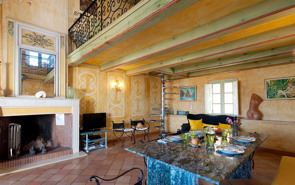 A photo of Le Maria Venezia
