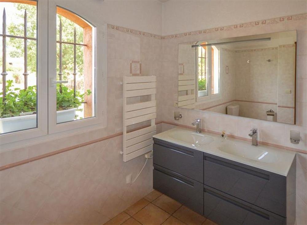 Bathroom (photo 3) at Le Paradis in Peymeinade, Côte-d’Azur, France