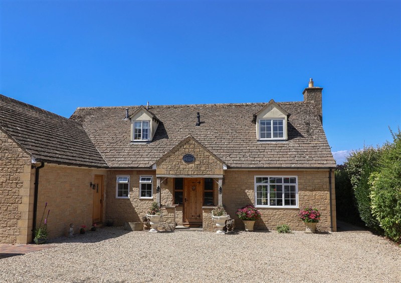 Outside at Leafield Cottage, Brockworth