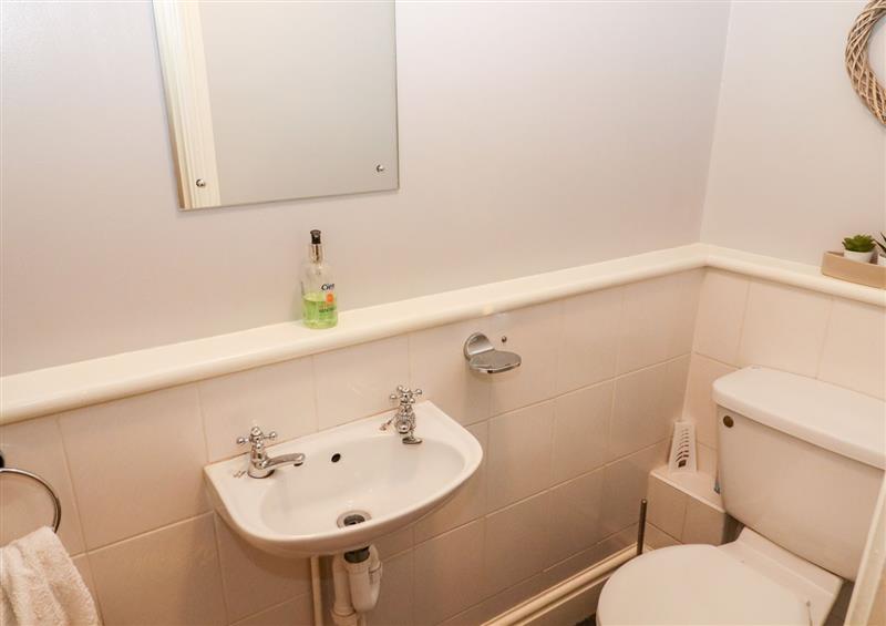 Bathroom at Leafy Nook, Ambleside