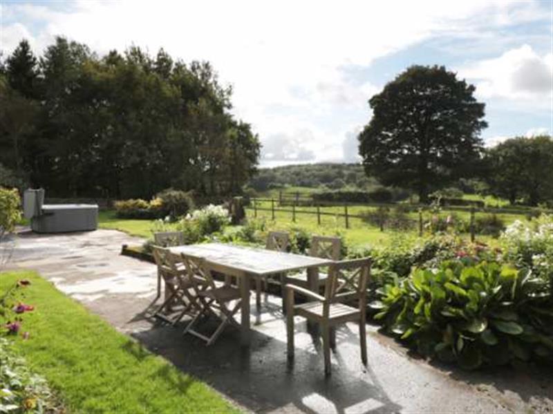 Garden and outdoor seating at Lee House Cottage, Cheddleton, Staffordshire