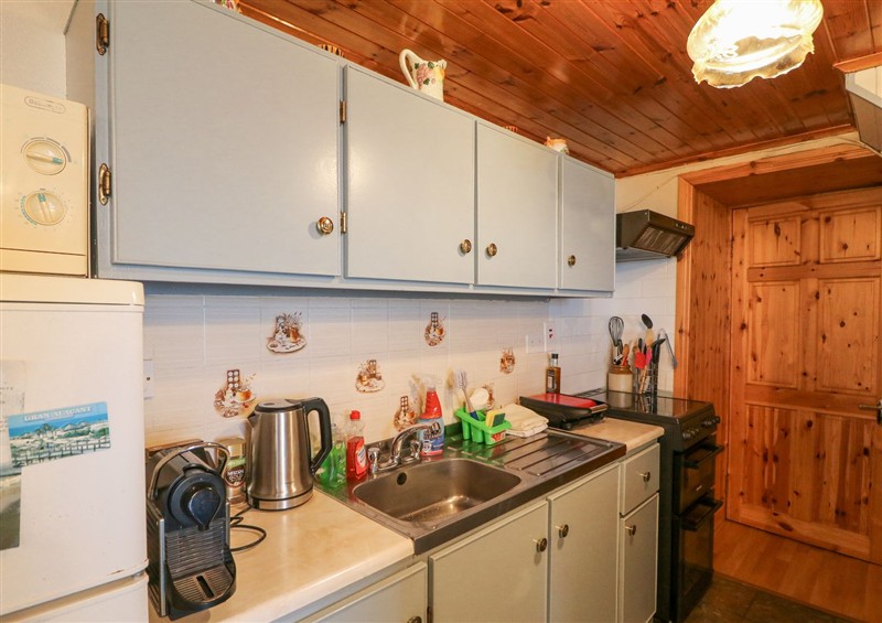 The kitchen at Lehanmore House, Loughane More near Allihies