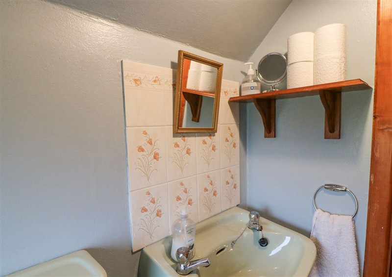 This is the bathroom (photo 2) at Lehanmore House, Loughane More near Allihies