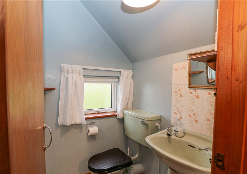 This is the bathroom at Lehanmore House, Loughane More near Allihies