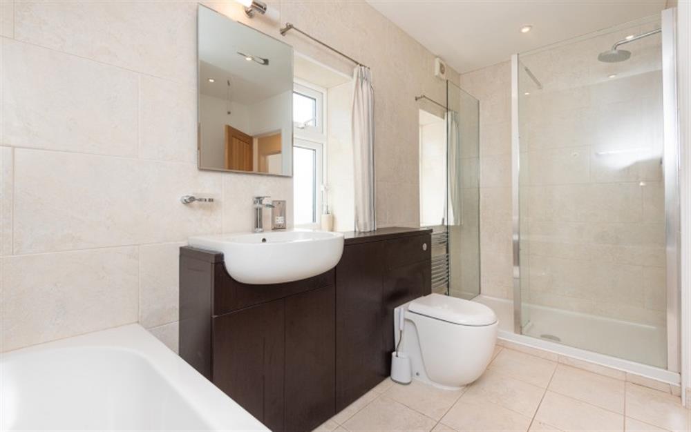 First floor bathroom at Leigh Hill in Salcombe