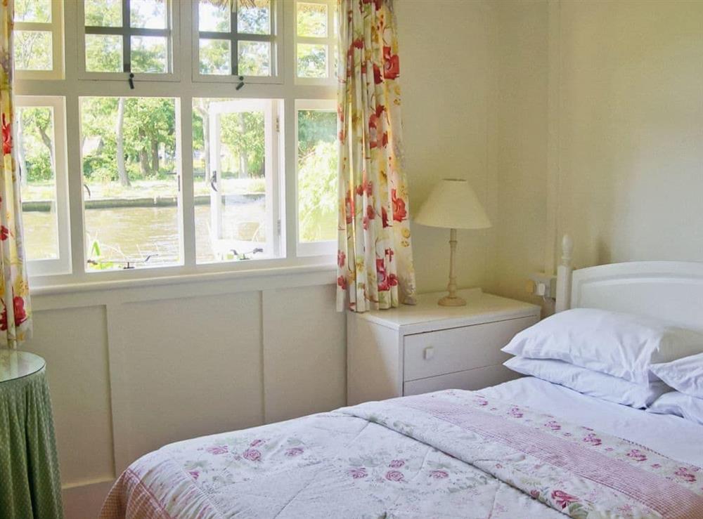 Double bedroom at Leisure Hour in Hoveton, near Wroxham, Norwich, Norfolk