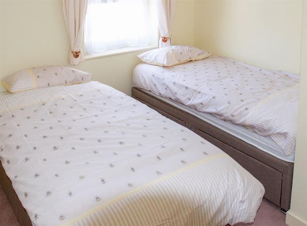 Twin bedroom at Lemon Cottage in Ryde and Seaview, Isle of Wight