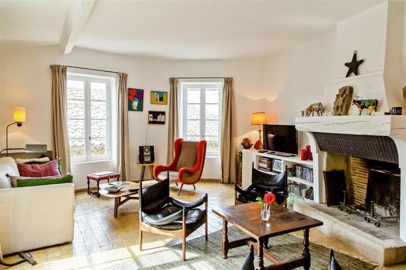 Living room at Les Alpilles, Avignon, France