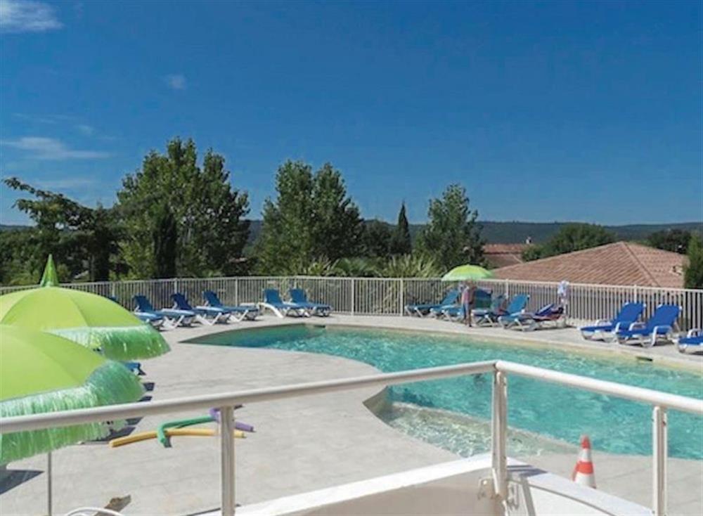 Swimming pool at Les Bastides des Chaumettes in Montauroux, Côte-d’Azur, France