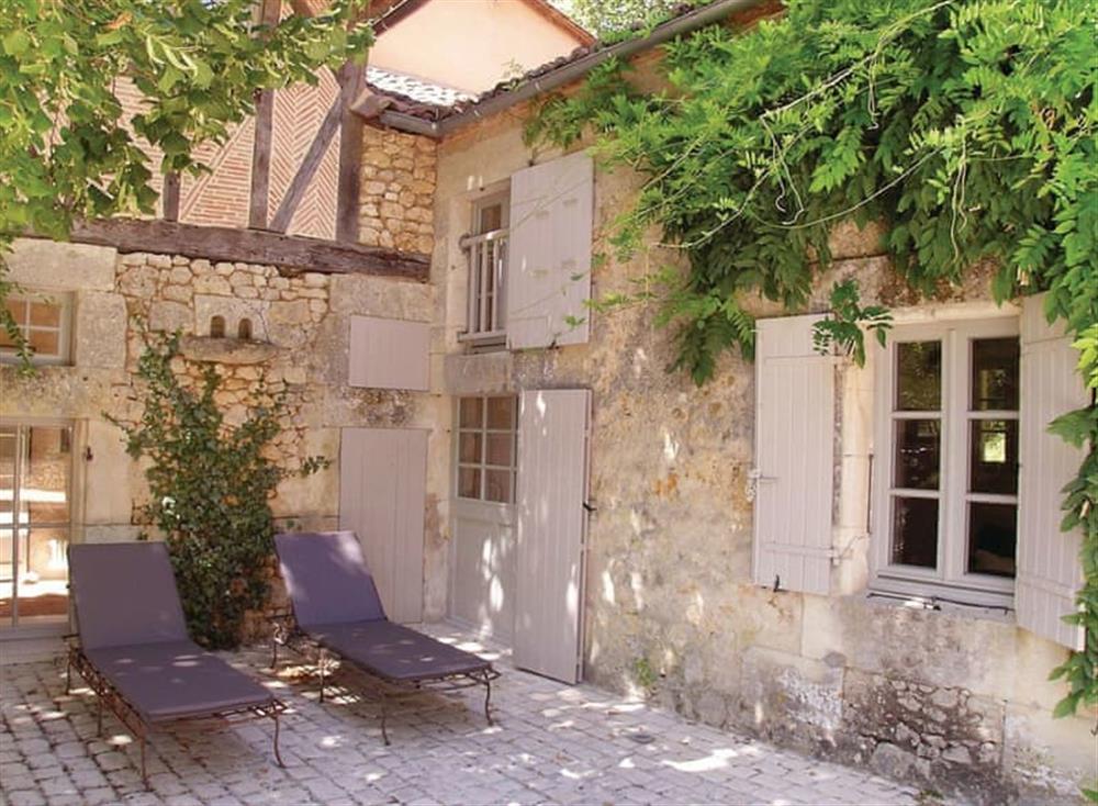 Outdoor area (photo 2) at Les Coureilles in St Martin-des-Combes, Dordogne, France