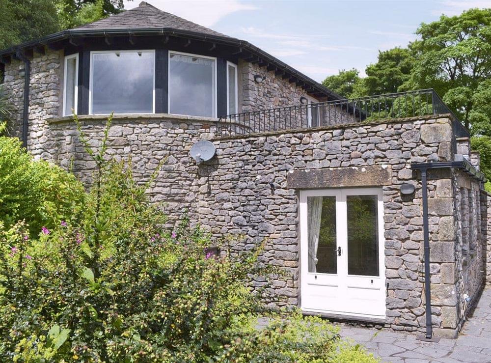 Spacious, detached three-storey property at Leyfield Coach House in Kirkby Lonsdale, Cumbria