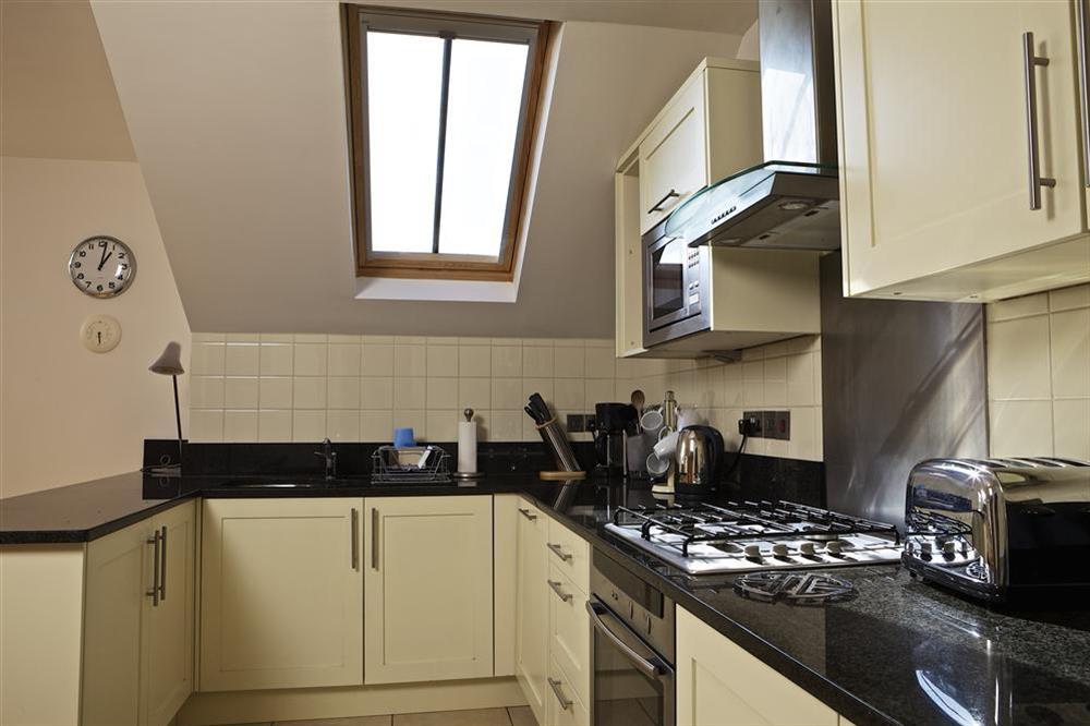 Lovely modern kitchen with granite worktops at LHorizon in Thurlestone, Kingsbridge