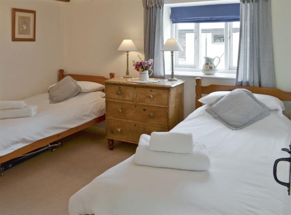 Relaxing twin bedroom at Badgers House, 